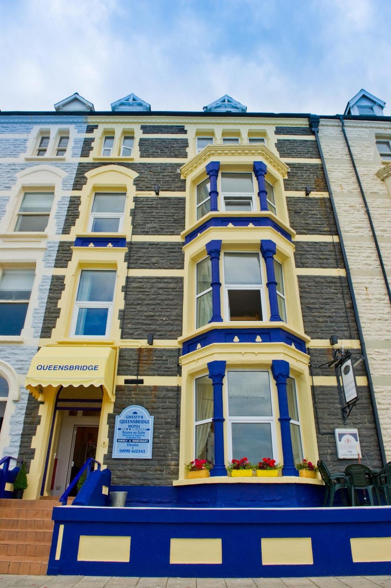 Queensbridge Hotel Aberystwyth Exterior photo