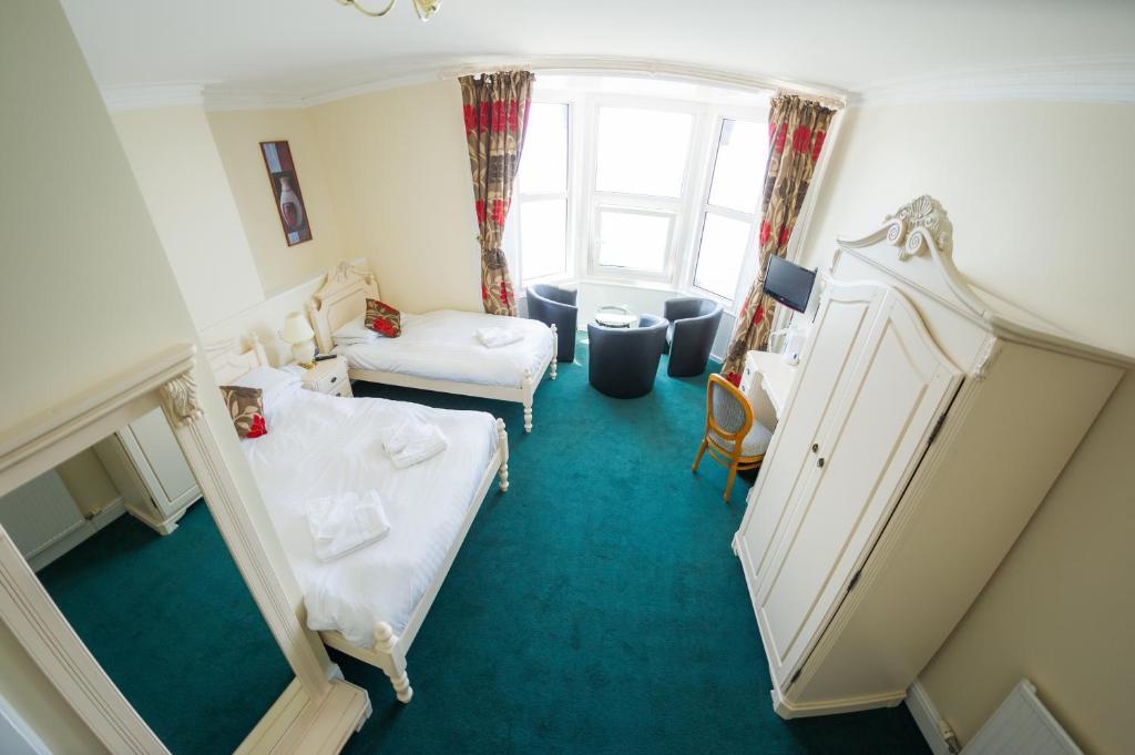 Queensbridge Hotel Aberystwyth Exterior photo